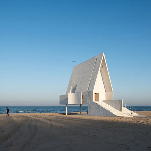 Seashore Chapel: A Blend of Modernity and Traditional Chinese Architecture in Qinhuangdao