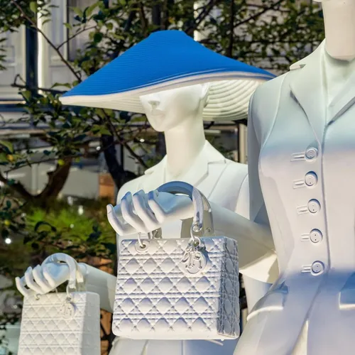 Dior Unveils Stunning Installation Celebrating Lady Dior Bag at Frieze Seoul
