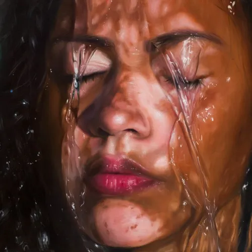 Immersive Realism: The Underwater Art of Reisha Perlmutter