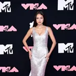 Fashion Highlights from MTV VMA's Pink Carpet: A Stellar Morning Dive into Celeb Style