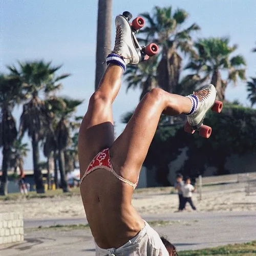 Roller Skating Nostalgia: Unveiling a Unique Collection of Retro Photos from Venice Beach, 1979